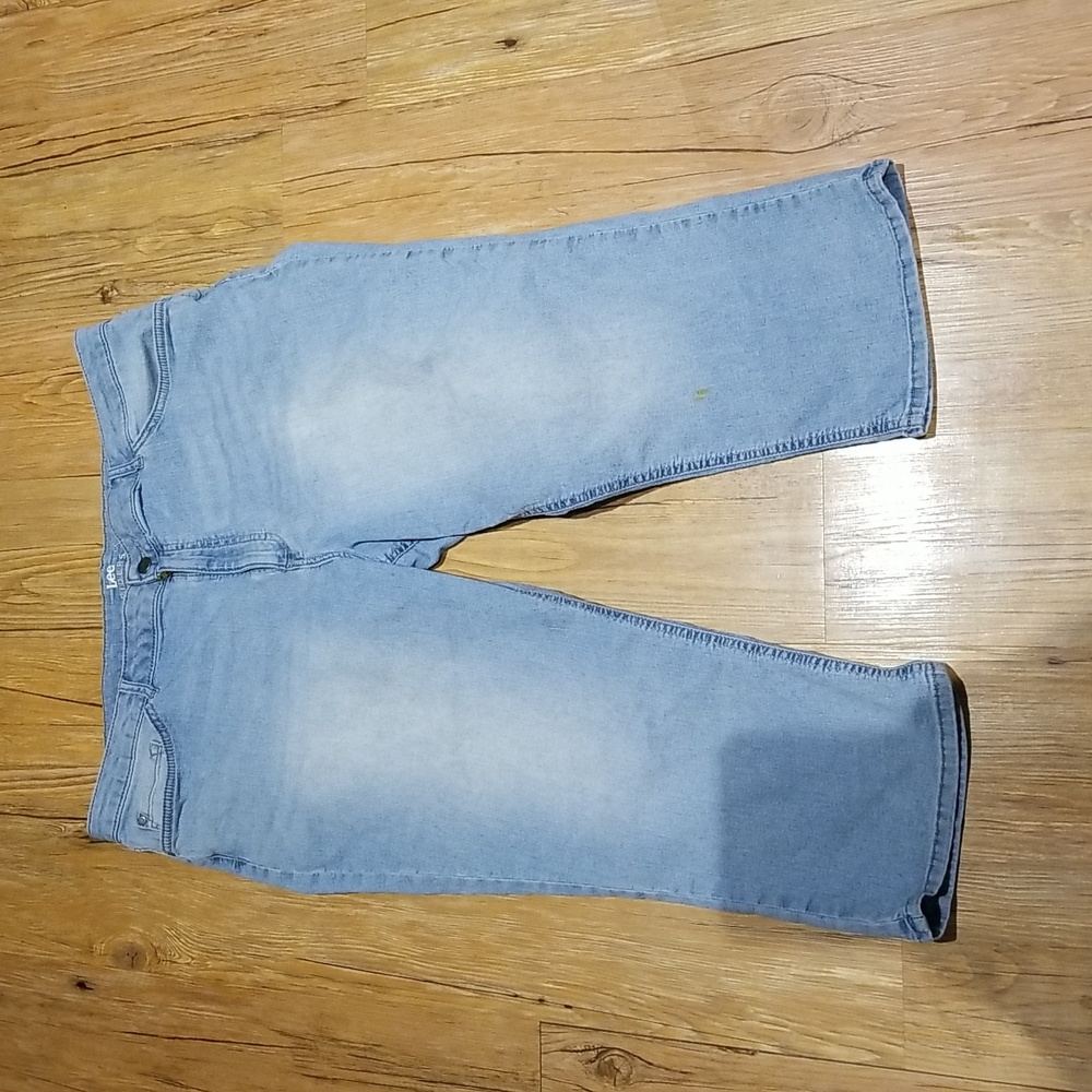 Mid Rise capri sz 20W